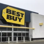 Best Buy France does not exist, but this is an example of Best Buy's exterior on their brick and mortar stores.