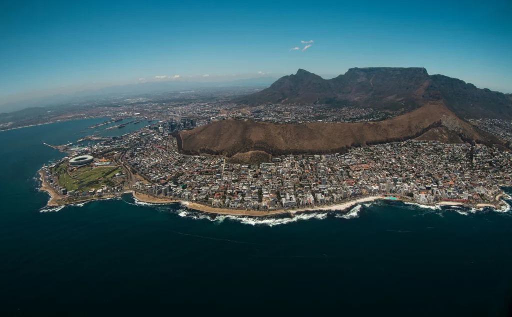 Il porto di Città del Capo, dove si effettuano continuamente spedizioni dagli Stati Uniti al Sudafrica!
